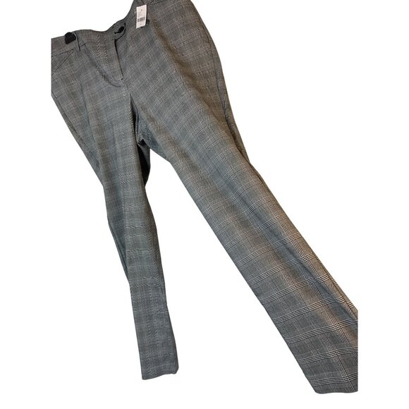 Lane Bryant 4-Season Straight Mid-Rise Plaid Pants Size 20 Plus 9092 NWT - Picture 8 of 12